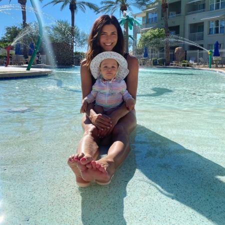 Cindy Sampson with her daughter in Arizona, United States. 